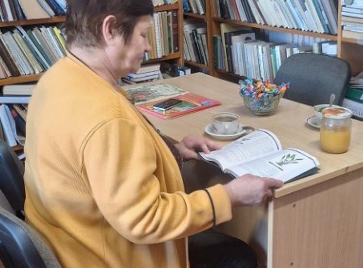 Senjorų savaitė „Skaitom su kava“ Kaltinėnų bibliotekoje