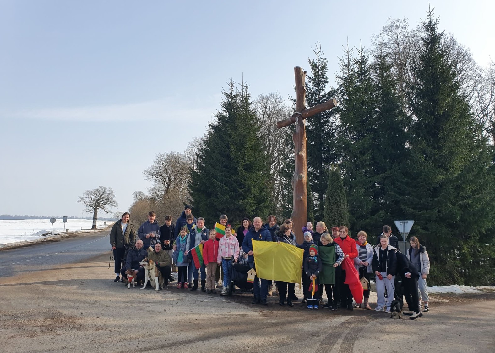 Kovo 11-ajai skirtas žygis Obelyne