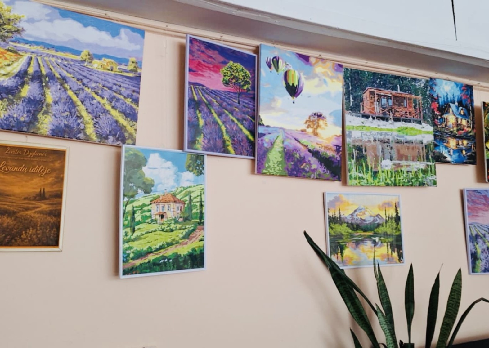 Živilės Dyglienės tapybos darbų paroda Pajūralio bibliotekoje