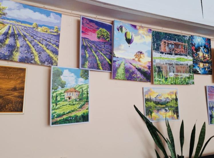 Živilės Dyglienės tapybos darbų paroda Pajūralio bibliotekoje