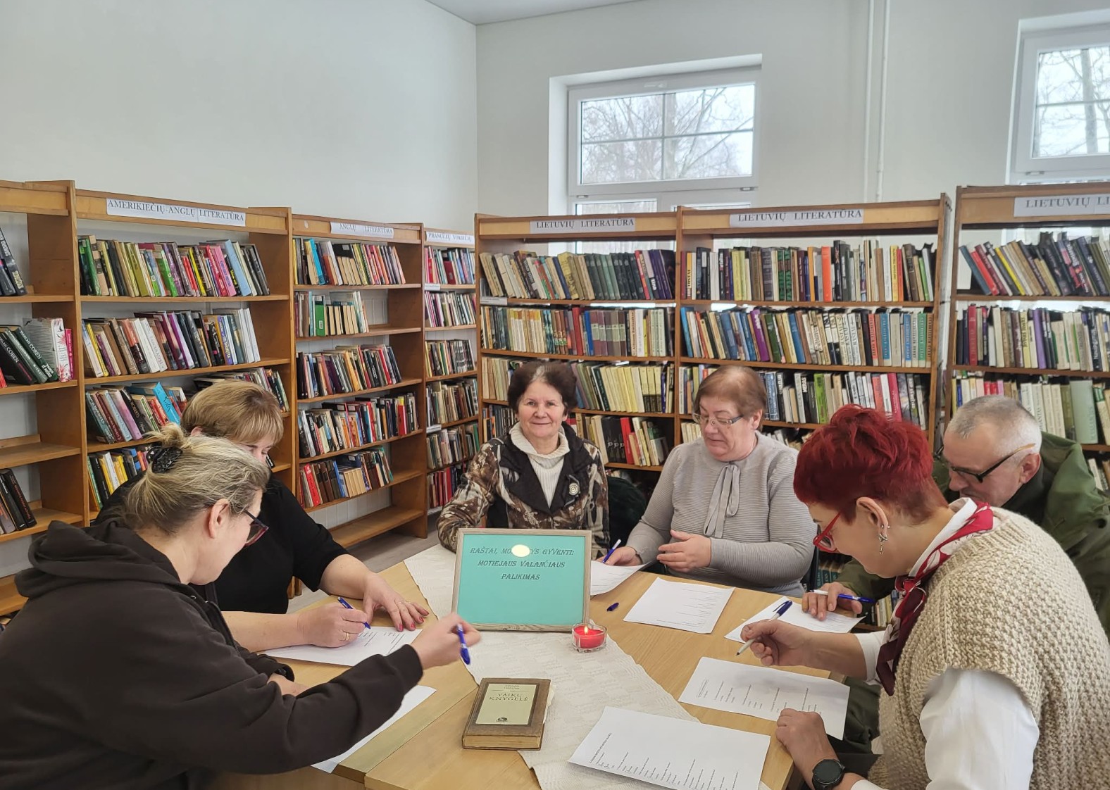 Žvingių bibliotekoje &ndash; literatūrinė popietė, skirta Motiejaus Valančiaus atminimui