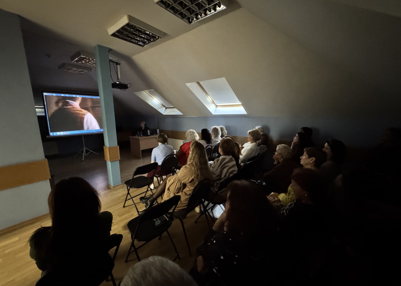 Bibliotekos kolektyvui pristatytas filmas apie XIX amžiaus vestuvių papročius
