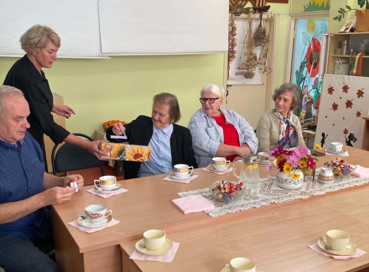 Žadeikių bibliotekoje – popietė „Gyvenimas – gražiausia knyga“