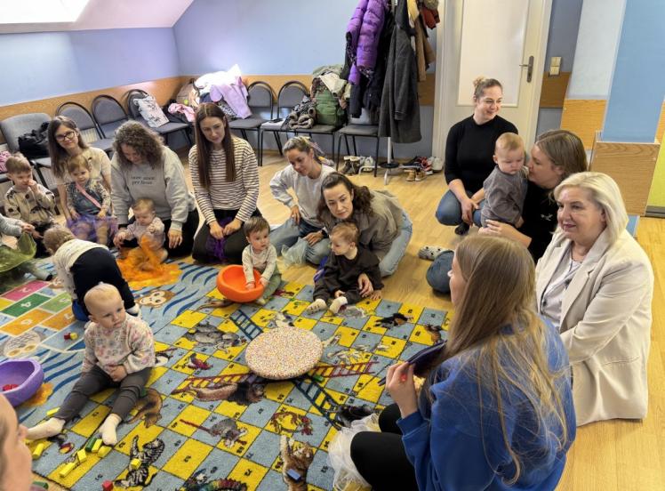 Bibliotekoje – sensoriniai skaitymai mažiesiems ir jų tėveliams