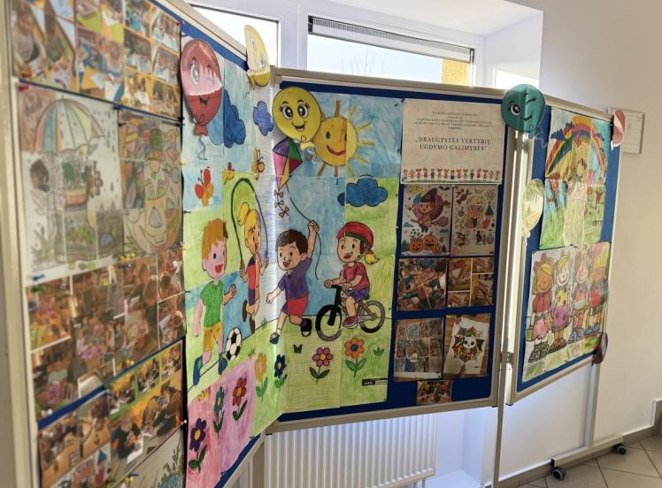 Kviečiame į parodą