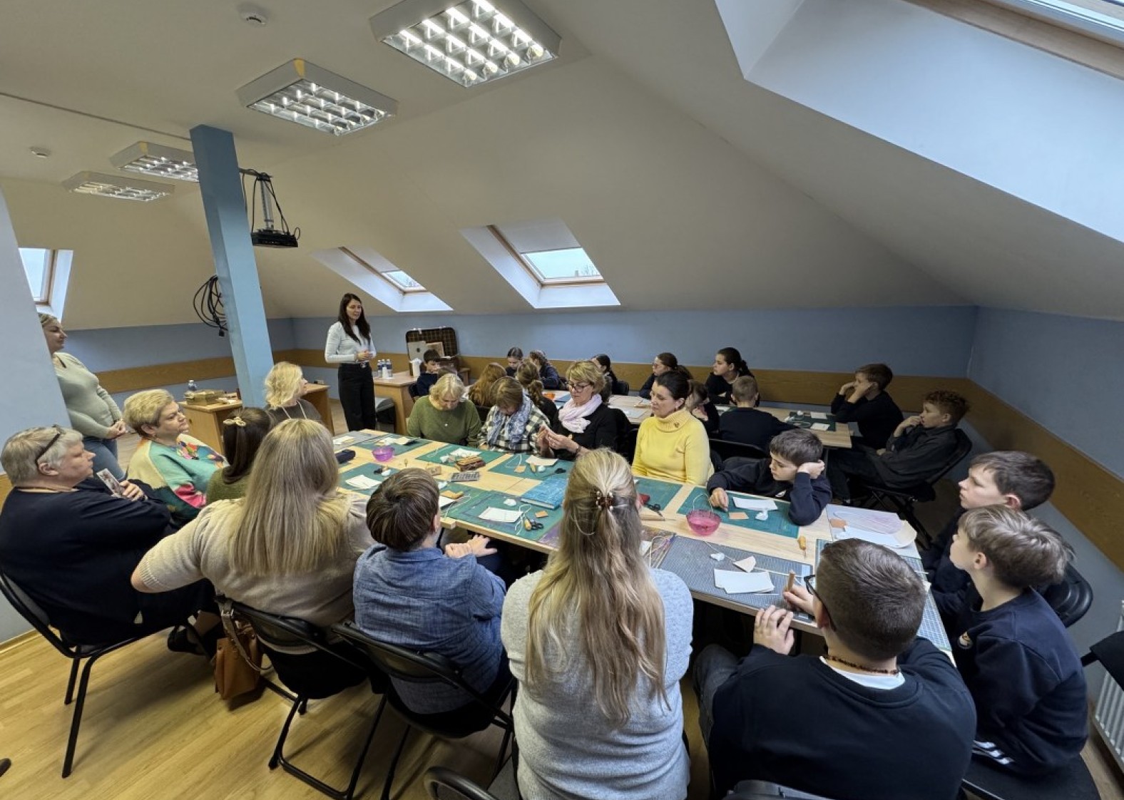 Vyko kūrybiniai užsiėmimai: &bdquo;Jesmonito galimybės&ldquo; ir Mažoji knygri&scaron;ykla&ldquo;