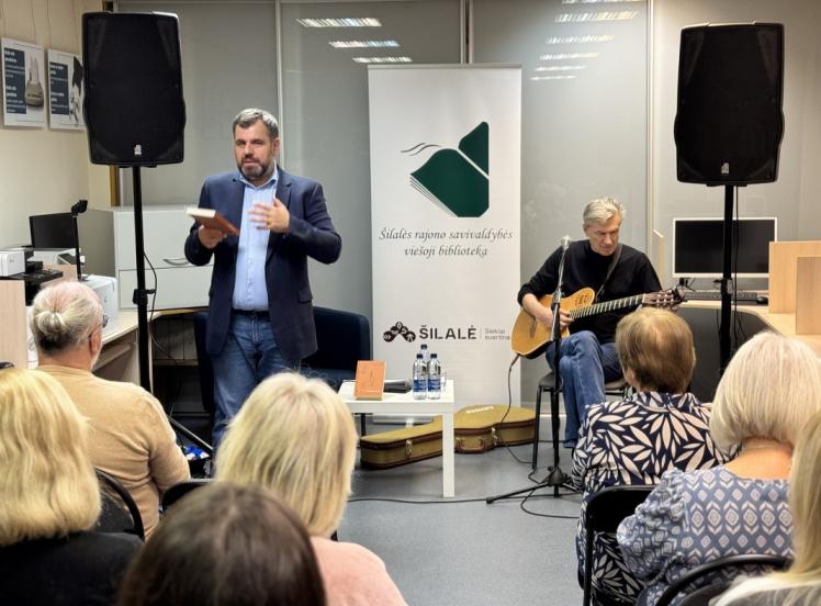 Pristatyta Sauliaus Bareikio knyga „Odė lūzeriui“